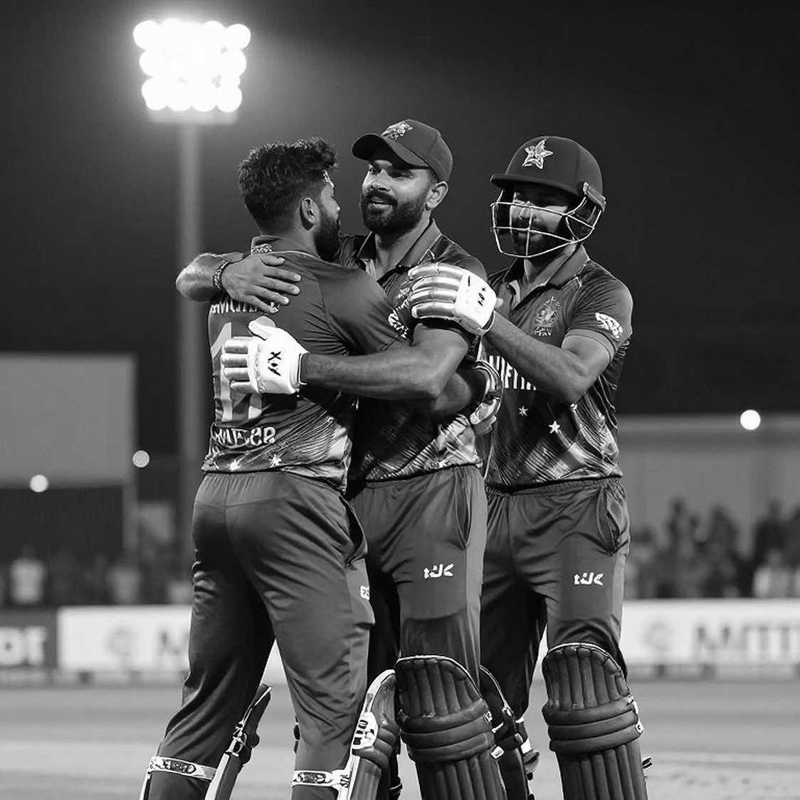 খালি ঘরের সাক্ষ্য: এশিয়ার ক্রিকেট-নিলামে তথ্যের যে ফাঁকটা কেউ দেখতে চায় না