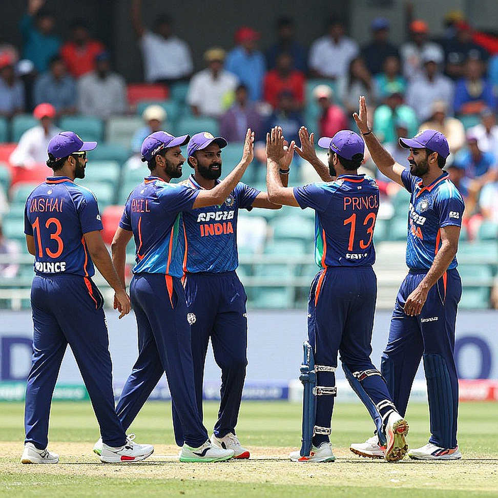 খাইবার পাখতুনখোয়ার রাজনৈতিক-নিরাপত্তা সংকট, গভর্নরস রুলের আলোচনা এবং পাকিস্তান ক্রিকেটের সামষ্টিক ঝুঁকি: মোহসিন নকভির দ্বৈত ভূমিকা ঘিরে উদ্বেগ