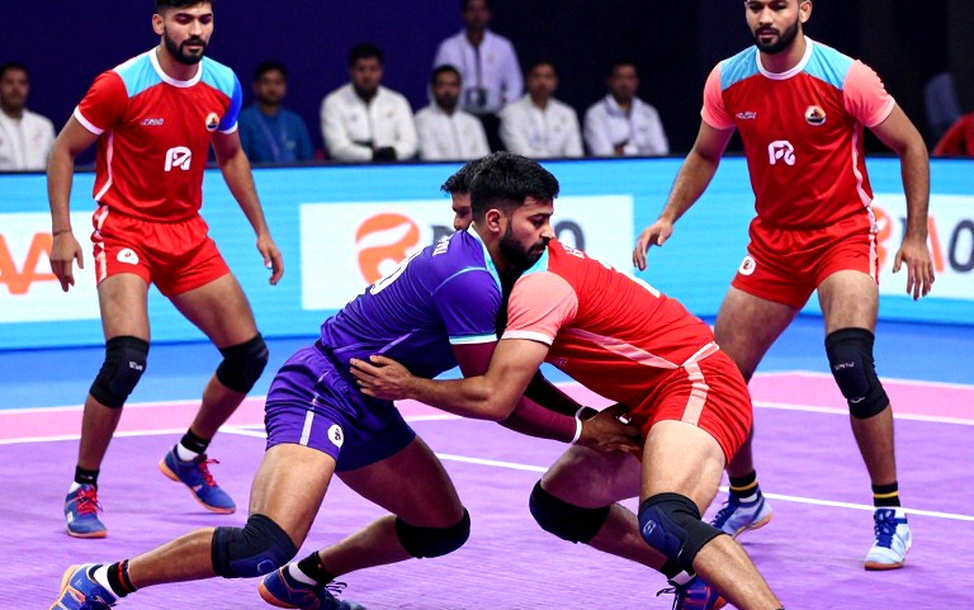 কাবাডির ম্যাটে ৪২-২১: ভারতের শিরোপা রক্ষার শুরু, আর বাংলাদেশের জাতীয় খেলার অসমাপ্ত প্রশ্ন